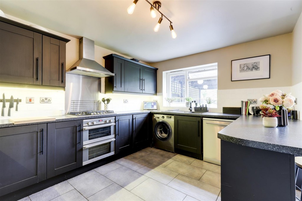 Roseleigh Avenue, Mapperley, Nottinghamshire, NG3 6FJ