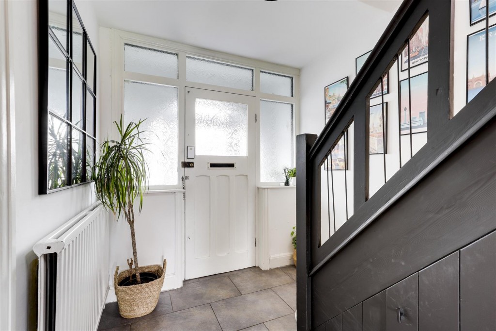 Roseleigh Avenue, Mapperley, Nottinghamshire, NG3 6FJ