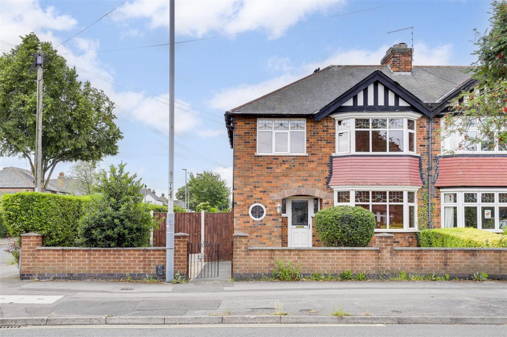 Davies Road, West Bridgford, Nottinghamshire, NG2 5JA