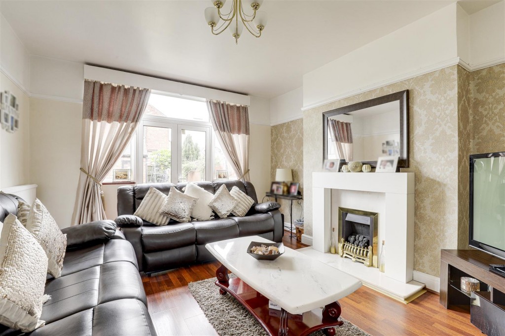 Davies Road, West Bridgford, Nottinghamshire, NG2 5JA