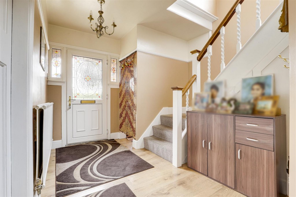 Davies Road, West Bridgford, Nottinghamshire, NG2 5JA
