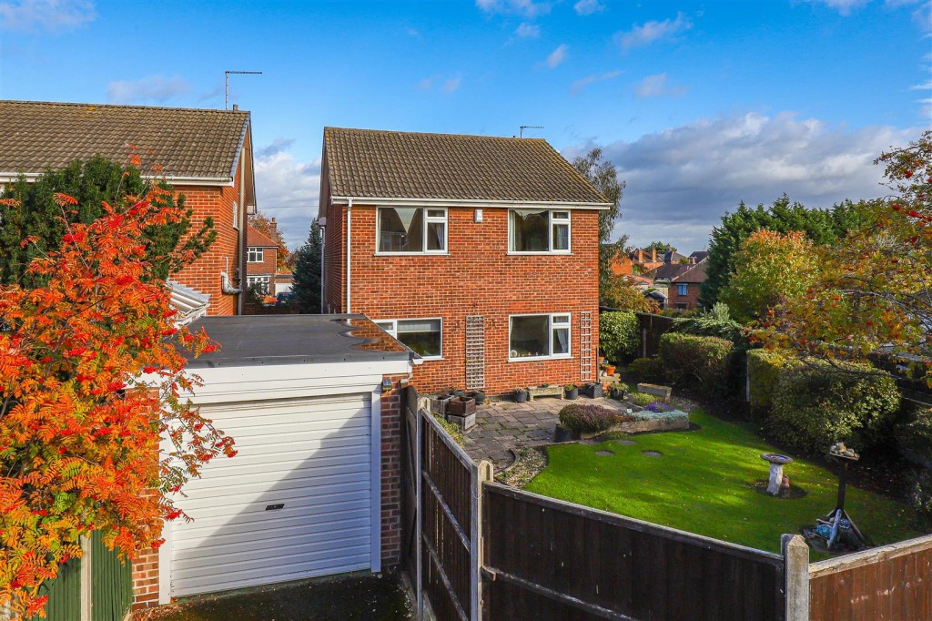 Westdale Lane, Carlton, Nottinghamshire, NG4 4FL