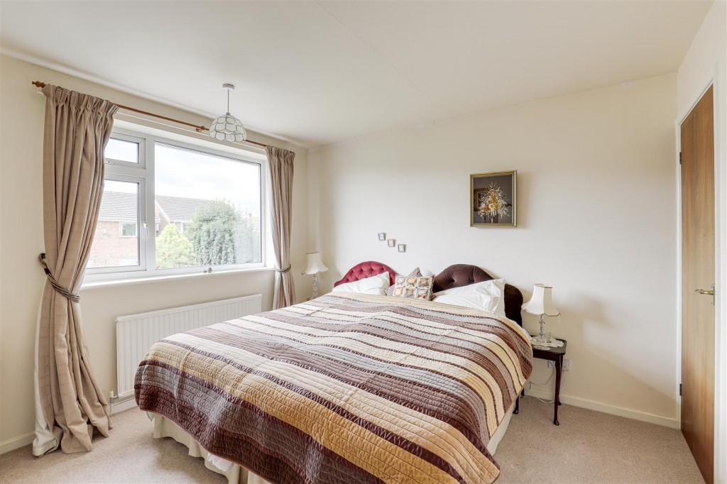 Westdale Lane, Carlton, Nottinghamshire, NG4 4FL