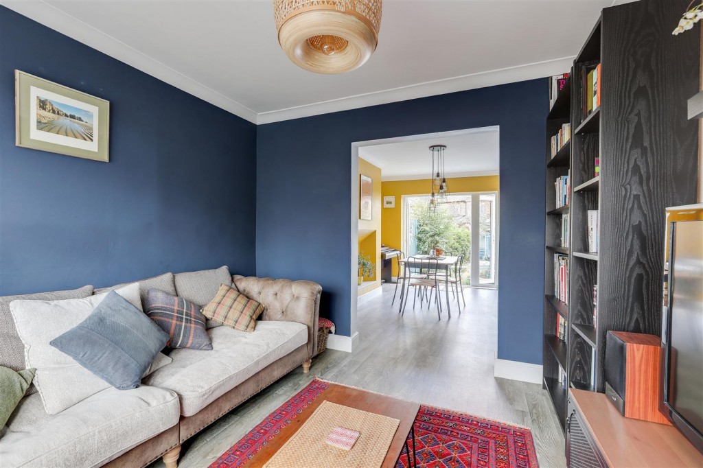 Maple Avenue, Beeston, Nottinghamshire, NG9 1PU