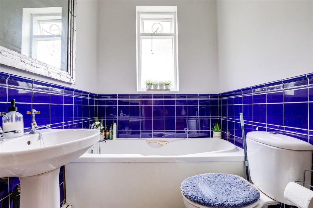 Oakdale Road, Carlton, Nottinghamshire, NG4 1AH