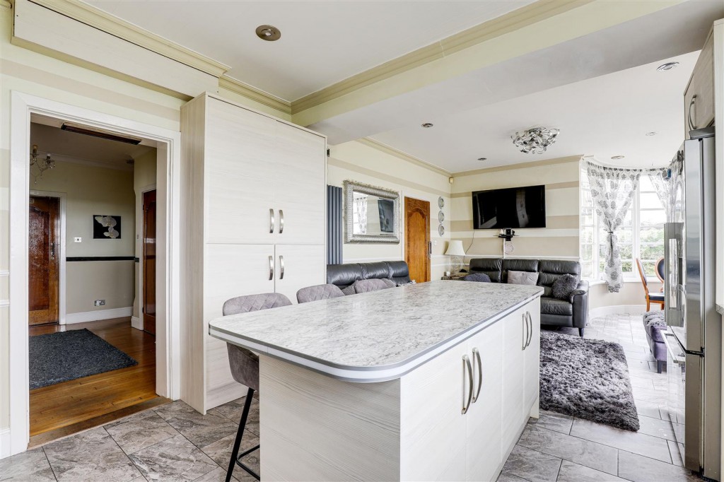 Oakdale Road, Carlton, Nottinghamshire, NG4 1AH