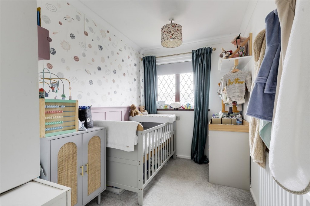 Ballerat Crescent, Top Valley, Nottinghamshire, NG5 9LJ