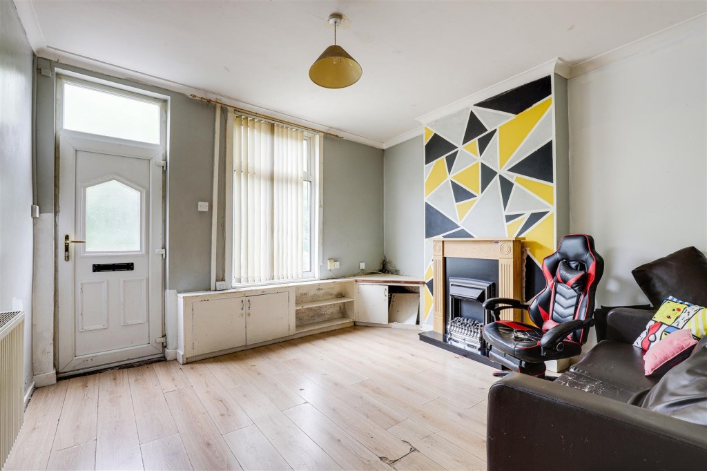 Bulwell Lane, Basford, Nottinghamshire, NG6 0BS