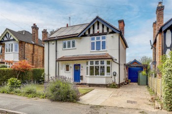 Dean Road, Woodthorpe, Nottinghamshire, NG5 4FJ