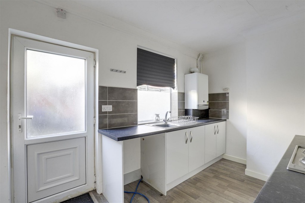 Vine Terrace, Hucknall, Nottinghamshire, NG15 7HN