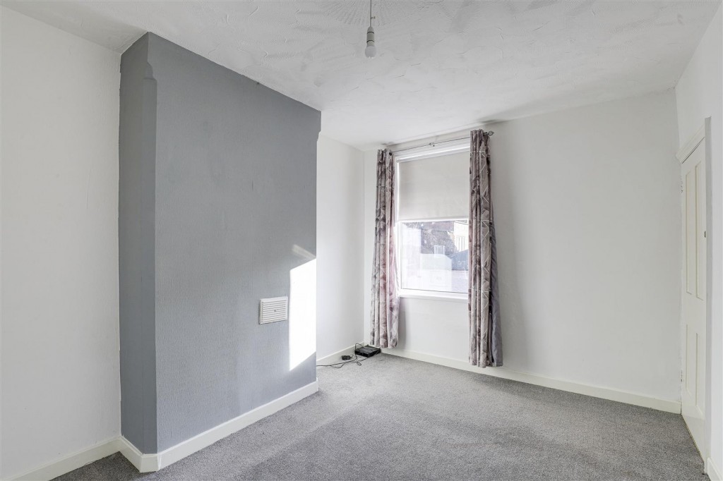 Vine Terrace, Hucknall, Nottinghamshire, NG15 7HN