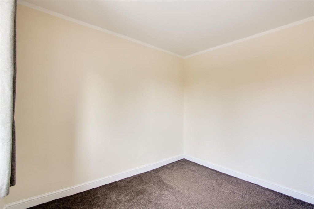 Fulwood Crescent, Aspley, Nottinghamshire, NG8 5QT