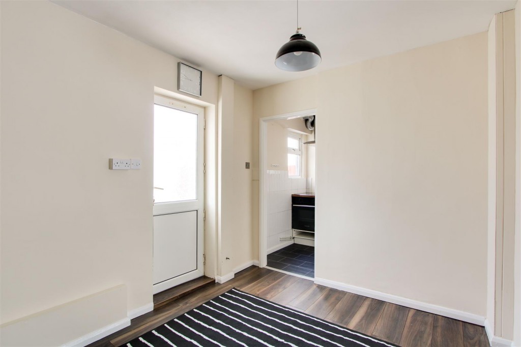 Fulwood Crescent, Aspley, Nottinghamshire, NG8 5QT
