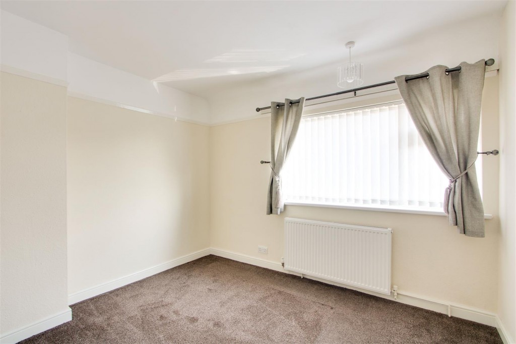 Fulwood Crescent, Aspley, Nottinghamshire, NG8 5QT