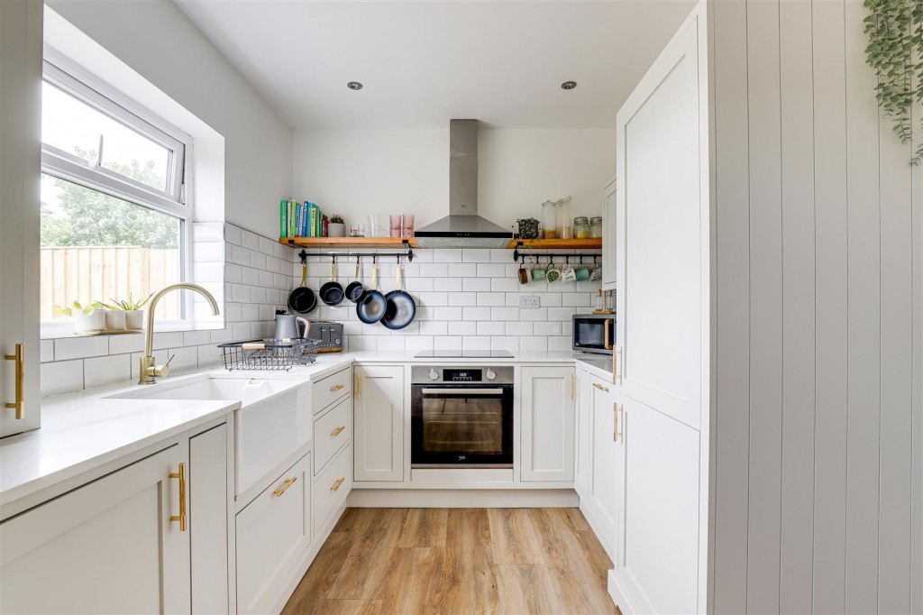Wilford Lane, Wilford, Nottinghamshire, NG11 7AW