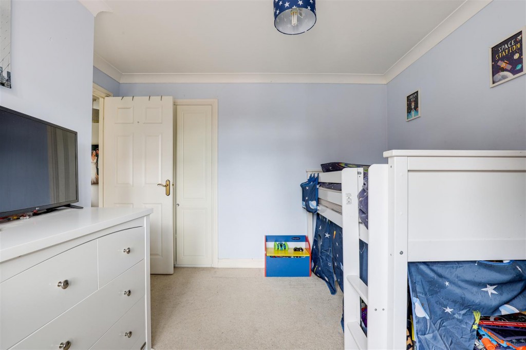 Linden Place, Mapperley, Nottinghamshire, NG3 5RB