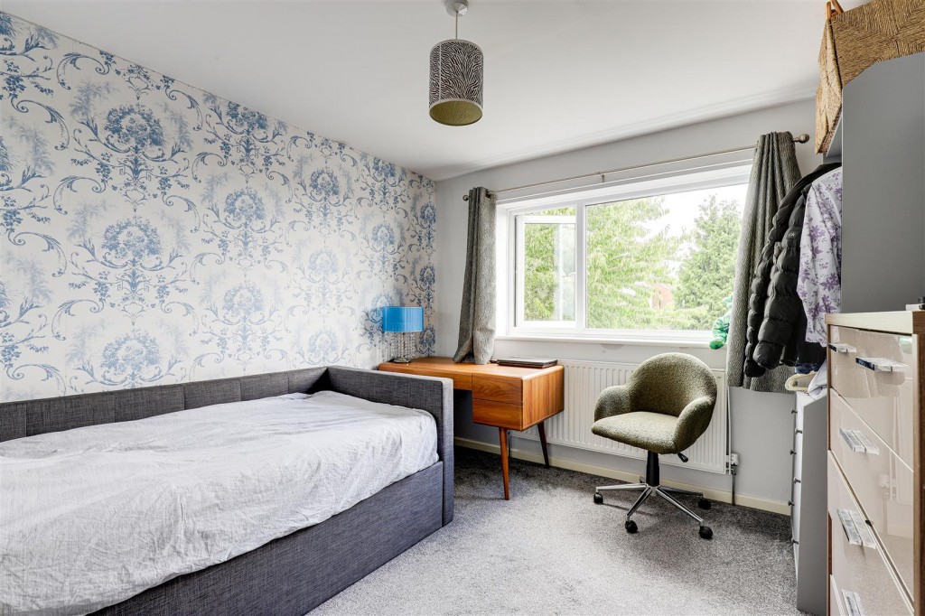 County Road, Gedling, Nottinghamshire, NG4 4JL