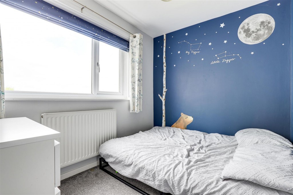 County Road, Gedling, Nottinghamshire, NG4 4JL