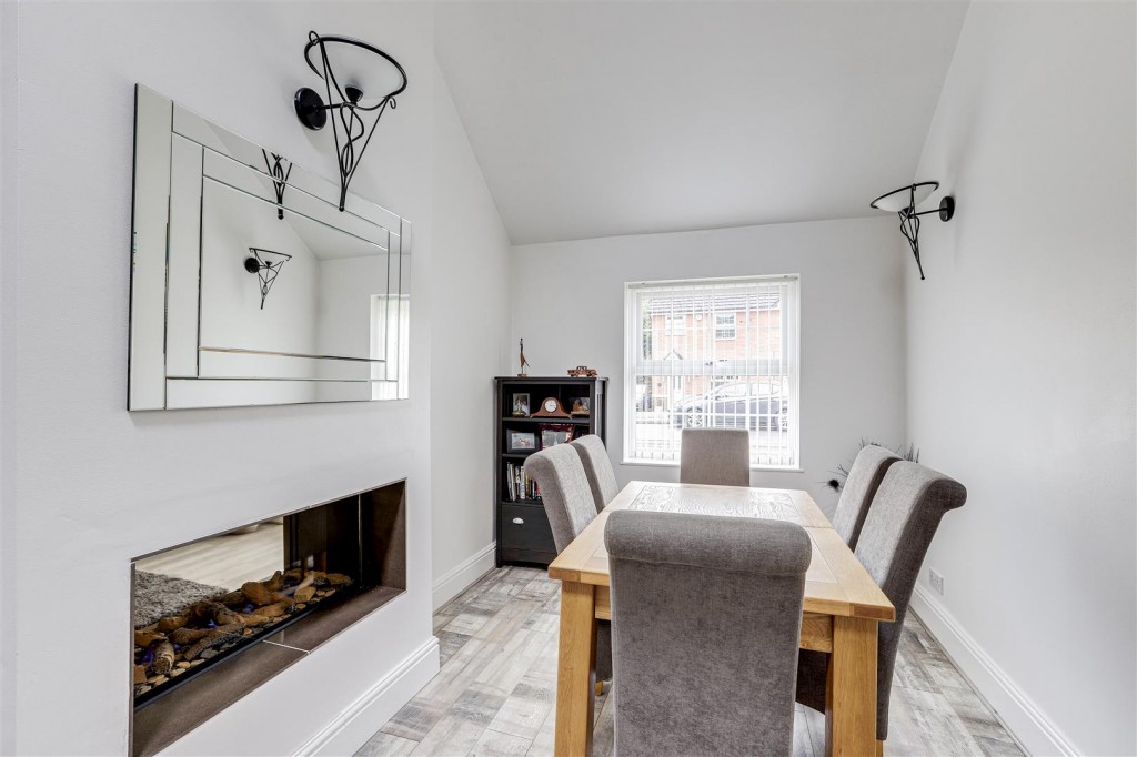 Lonsdale Drive, Toton, Nottinghamshire, NG9 6LS