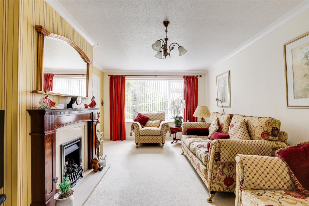 Hickling Road, Mapperley, Nottinghamshire, NG3 6GU