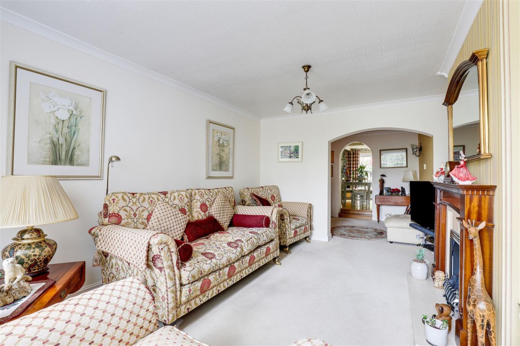 Hickling Road, Mapperley, Nottinghamshire, NG3 6GU