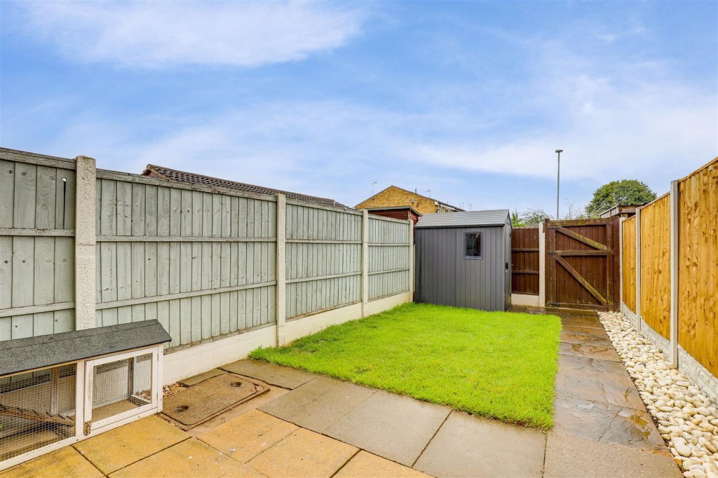 Balmoral Grove, Hucknall, Nottinghamshire, NG15 8ES