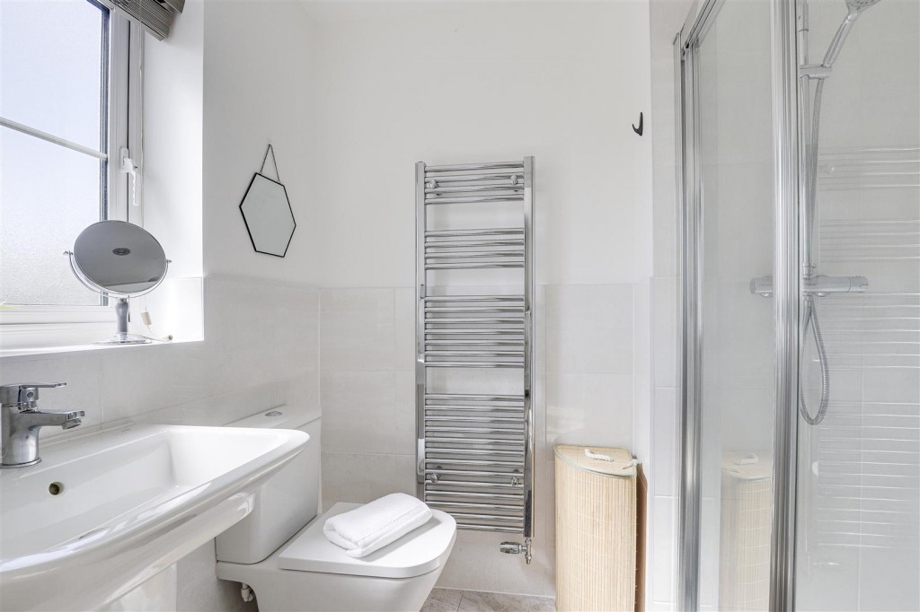 Fowler Road, Edwalton, Nottinghamshire, NG12 4JS