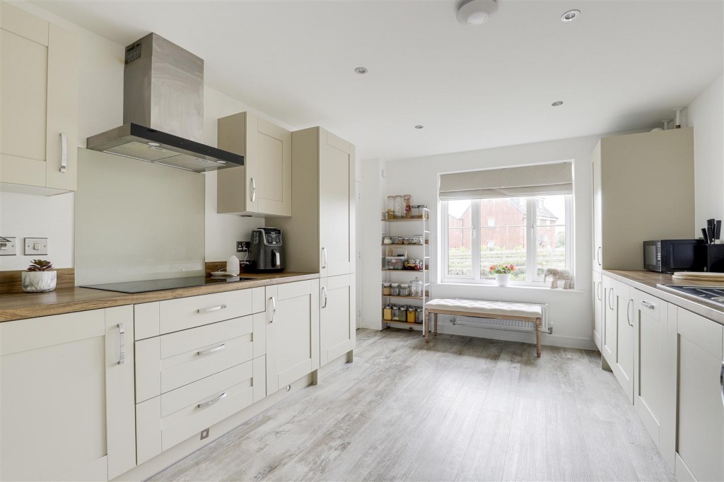 Fowler Road, Edwalton, Nottinghamshire, NG12 4JS