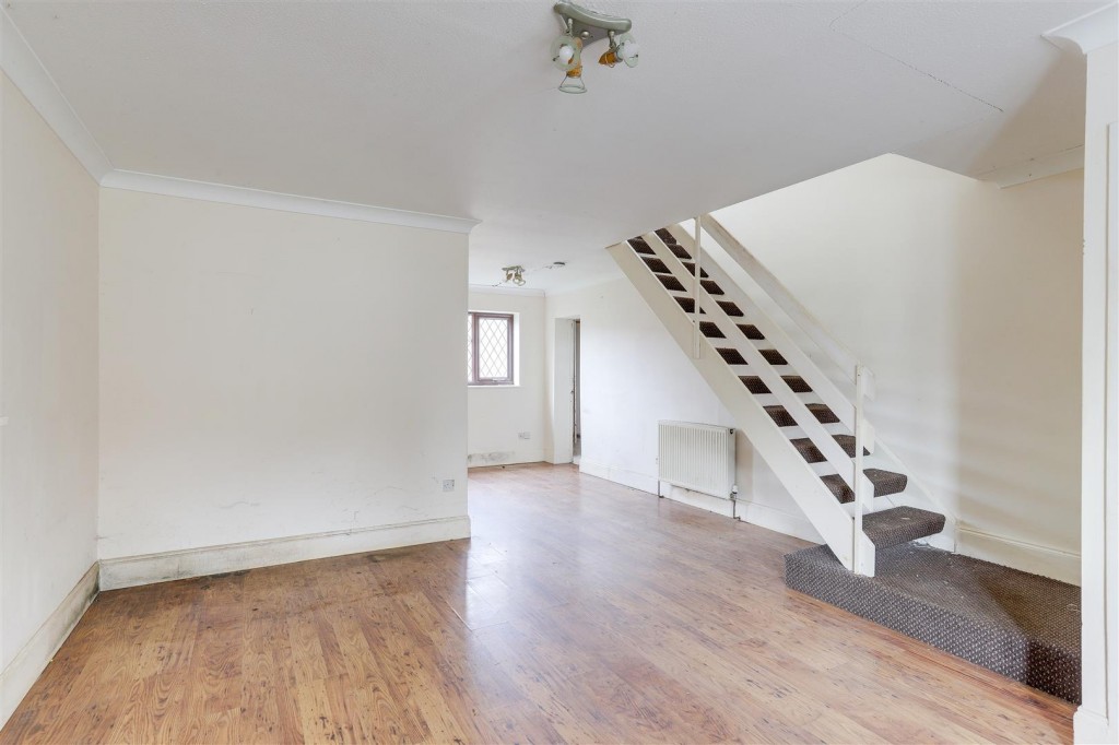 Bolingey Way, Hucknall, Nottinghamshire, NG15 6GZ