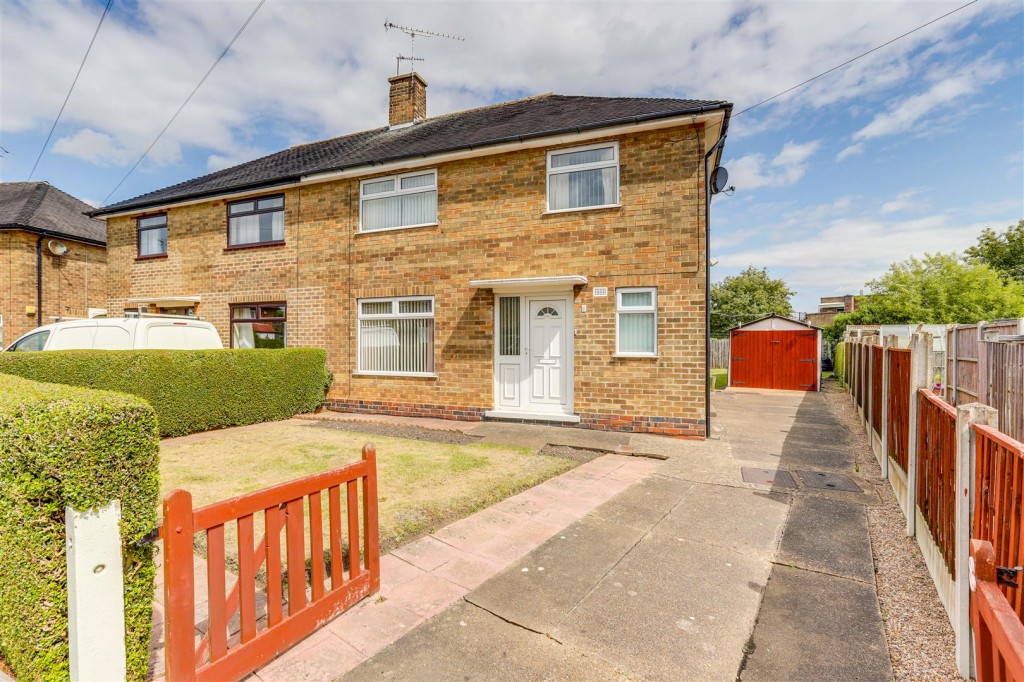 Hollington Road, Beechdale, Nottinghamshire, NG8 3HN