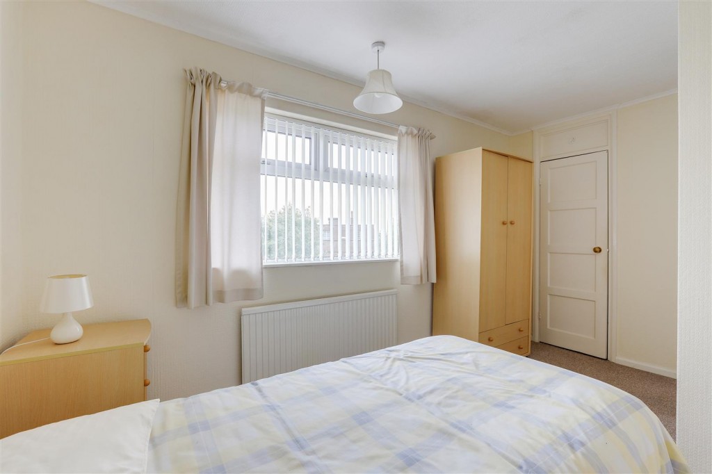 Hollington Road, Beechdale, Nottinghamshire, NG8 3HN