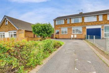 Foxhill Road, Carlton, Nottinghamshire, NG4 1PX