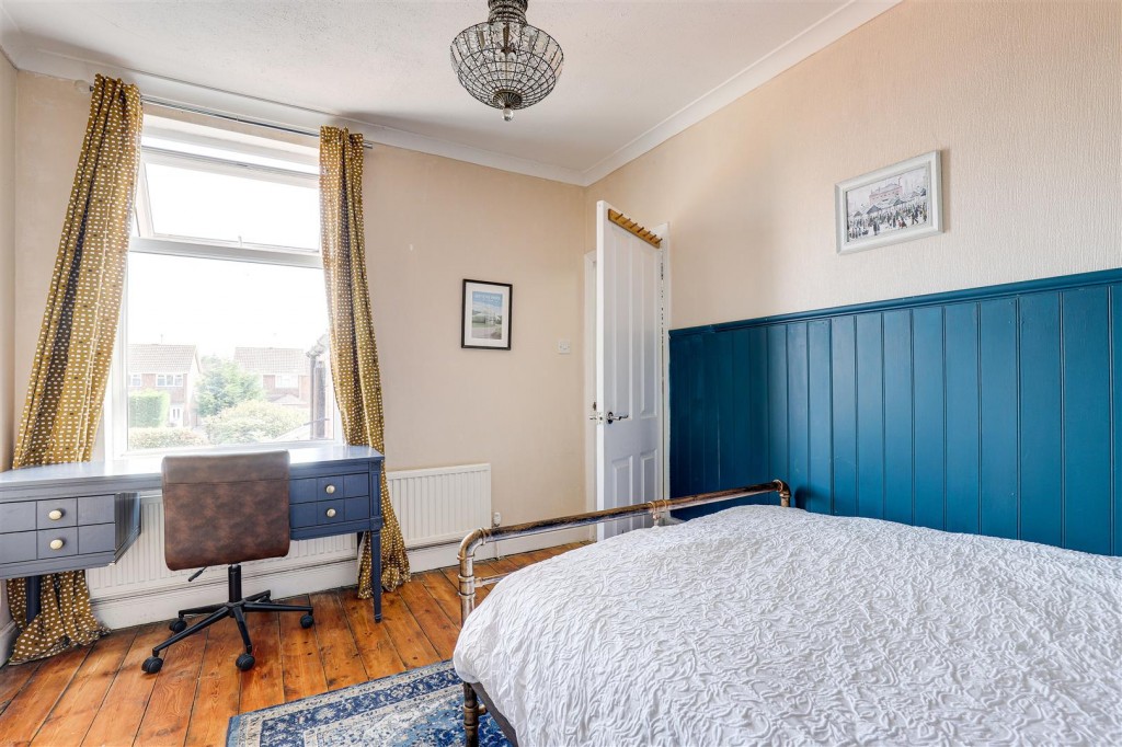 Gladstone Avenue, Gotham, Nottinghamshire, NG11 0HN