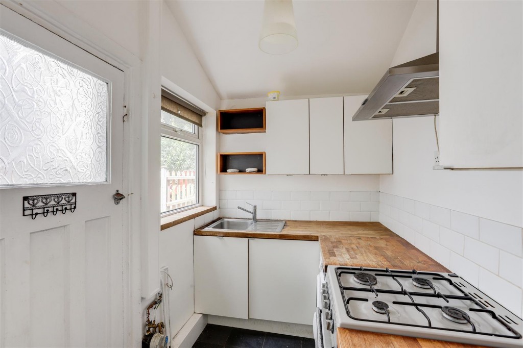 Ena Avenue, Sneinton, Nottinghamshire, NG2 4NB