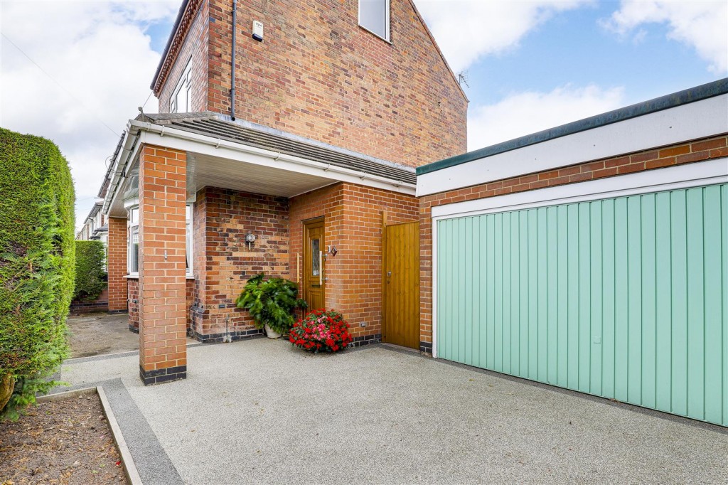 Daisy Road, Mapperley, Nottinghamshire, NG3 6HH