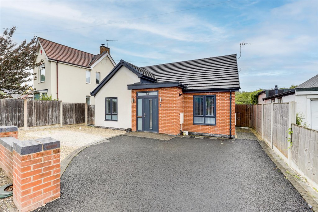 Linby Road, Hucknall, Nottinghamshire, NG15 7TW