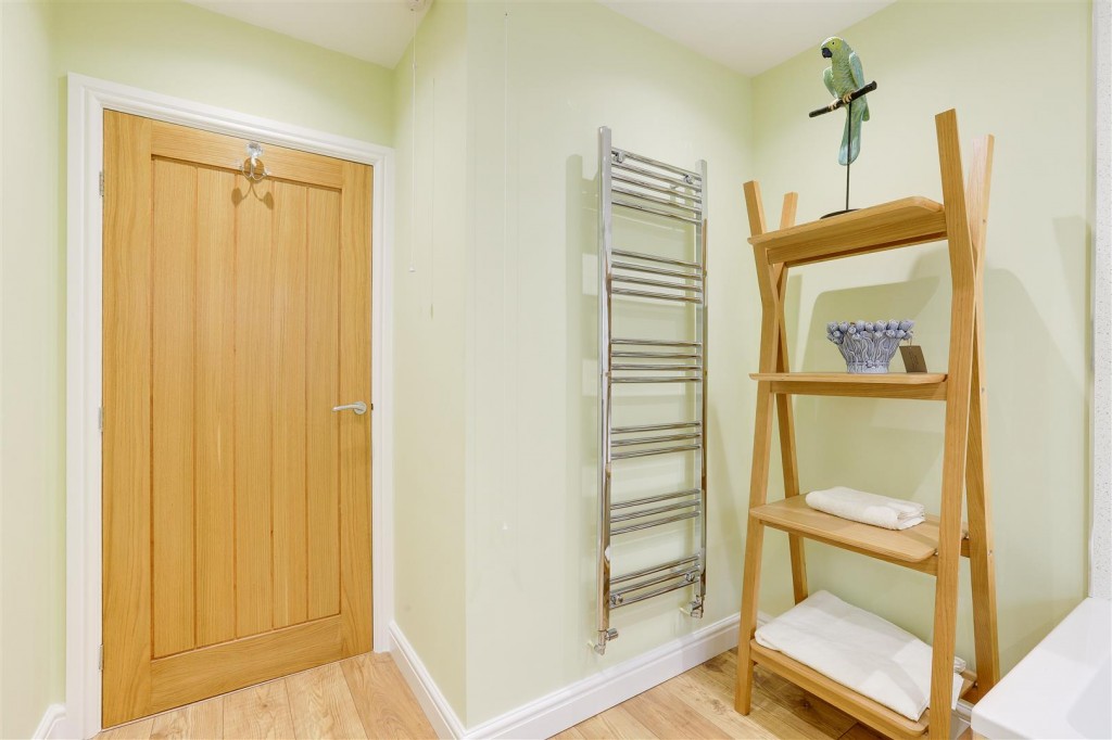 Linby Road, Hucknall, Nottinghamshire, NG15 7TW