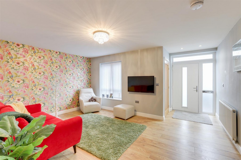 Linby Road, Hucknall, Nottinghamshire, NG15 7TW