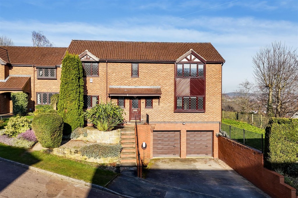 Weston Close, Woodthorpe, Nottinghamshire, NG5 4FS