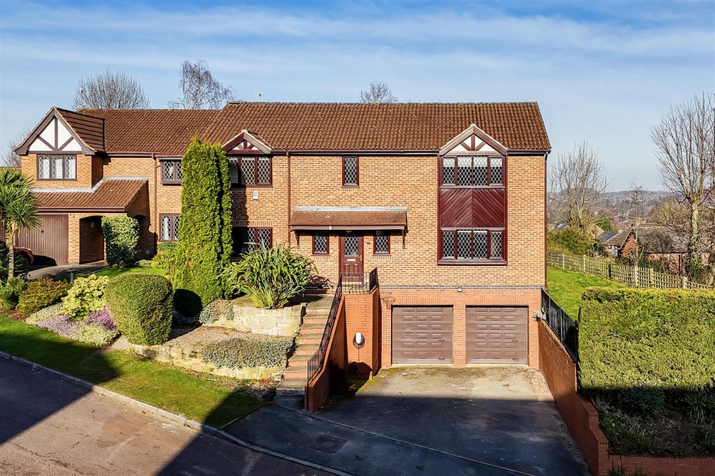 Weston Close, Woodthorpe, Nottinghamshire, NG5 4FS