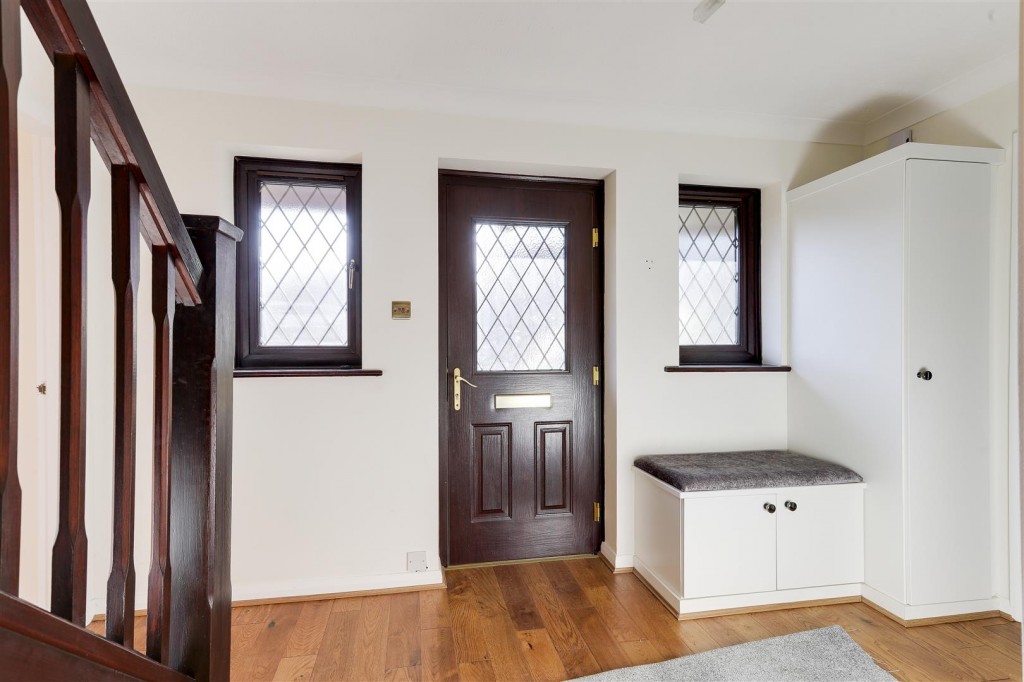 Weston Close, Woodthorpe, Nottinghamshire, NG5 4FS