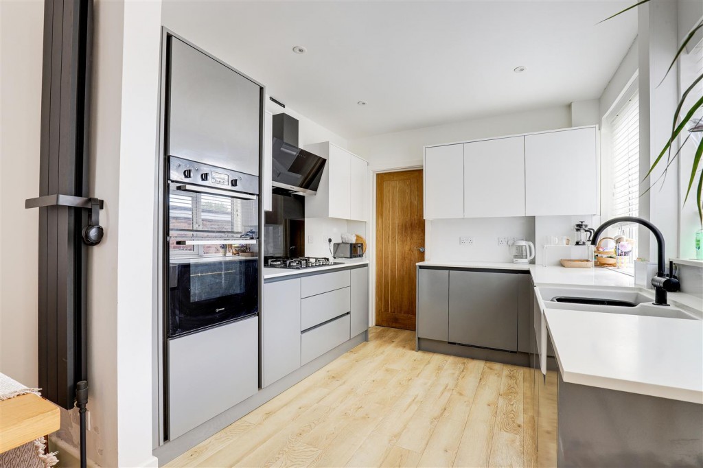 Robinson Road, Mapperley, Nottinghamshire, NG3 6BD