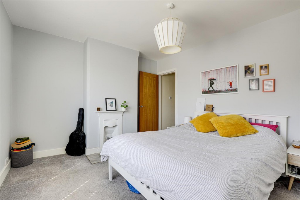 Robinson Road, Mapperley, Nottinghamshire, NG3 6BD