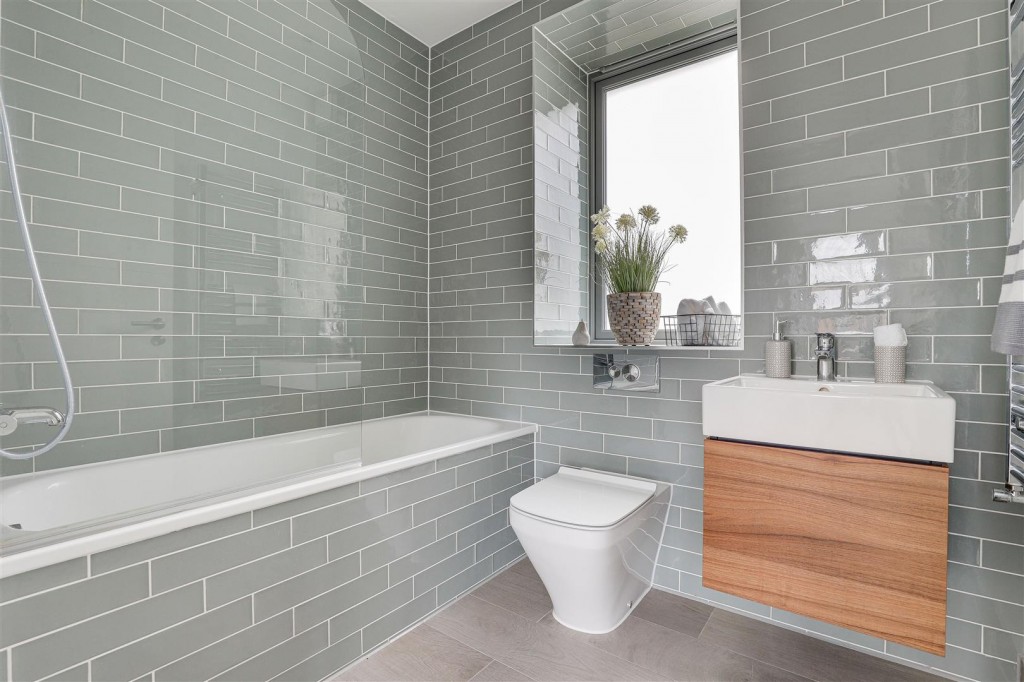 Quay Place, Meadow Lane, Nottinghamshire, NG2 3EW