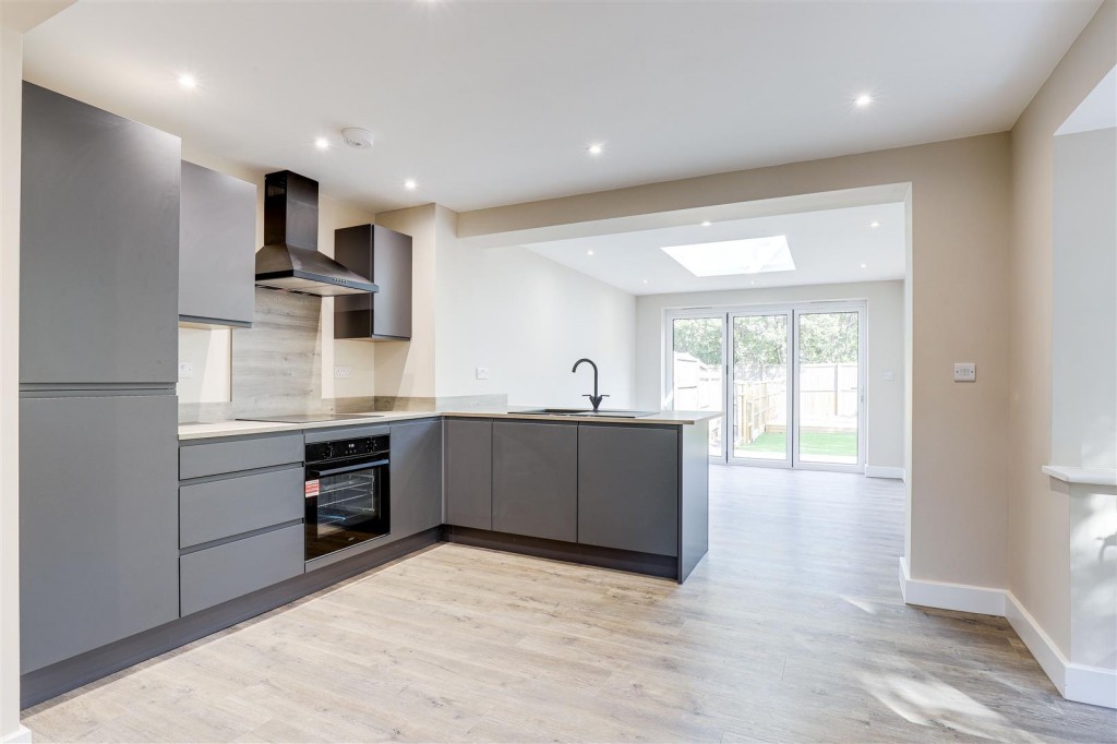 Stratford Close, Colwick, Nottinghamshire, NG4 2DL