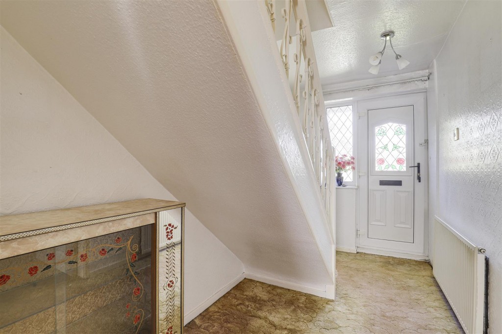 Wollaton Avenue, Gedling, Nottinghamshire, NG4 4HY