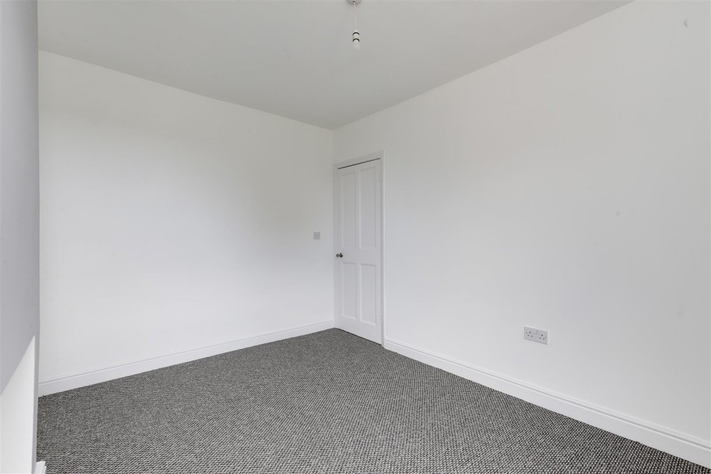 Mayfield Road, Carlton, Nottinghamshire, NG4 1JP