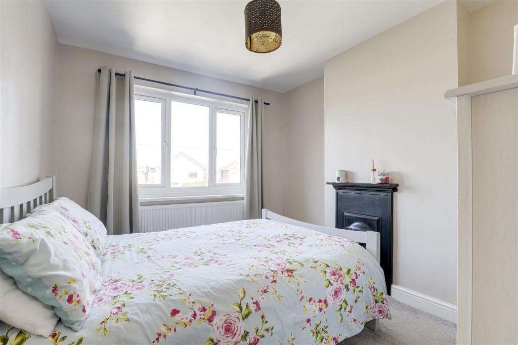 Plains Road, Mapperley, Nottinghamshire, NG3 5LE