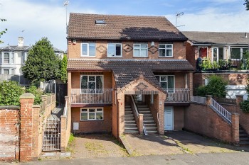 Hamilton Road, Sherwood Rise, Nottinghamshire, NG5 1AU