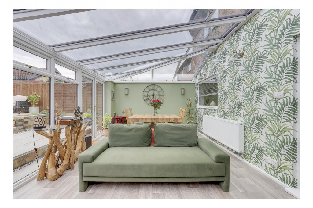 Avonbridge Close, Arnold, Nottinghamshire, NG5 8DE